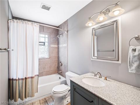 500 Nancy Dr, Berea, OH 44017 photo 14