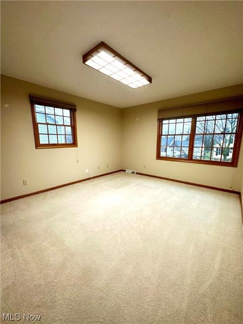 5510 Gilbert Ave, Parma, OH 44129 photo 9