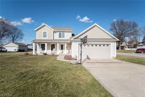 175 Creed St, Struthers, OH 44471 photo 1