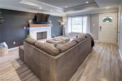 970 Twilight Dr, Seven Hills, OH 44131 photo 4