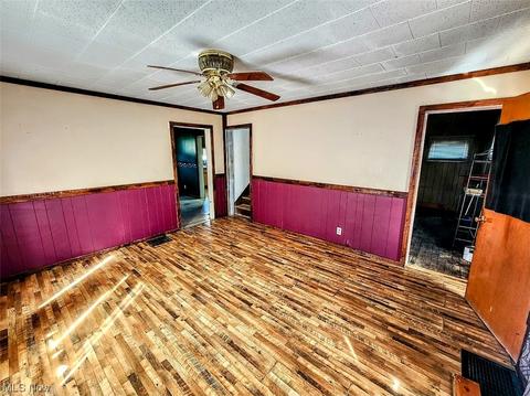 208 Pine St, Freeport, OH 43973 photo 7