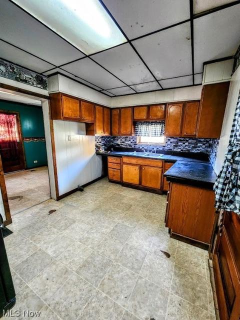 208 Pine St, Freeport, OH 43973 photo 8