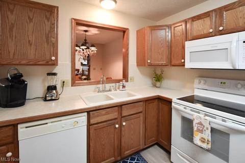4646 Preserve Dr NW, Canton, OH 44708 photo 5