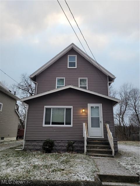 460 Evers St, Akron, OH 44310 photo 1