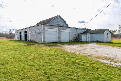 15091 Sisson Rd, Chardon, OH 44024 photo 4