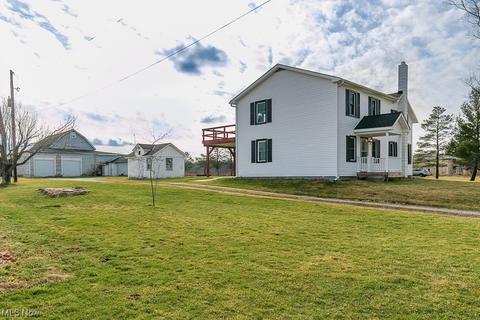 15091 Sisson Rd, Chardon, OH 44024 photo 2