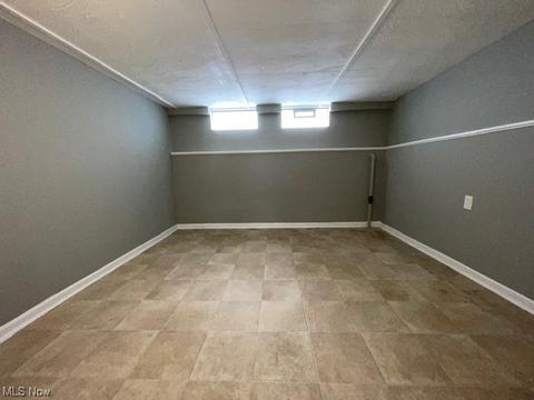 29823 Phillips Ave, Wickliffe, OH 44092 photo 17