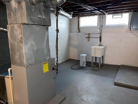 29823 Phillips Ave, Wickliffe, OH 44092 photo 18
