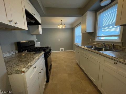 29823 Phillips Ave, Wickliffe, OH 44092 photo 8