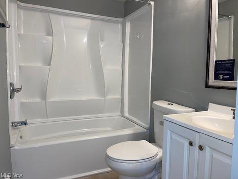 29823 Phillips Ave, Wickliffe, OH 44092 photo 10