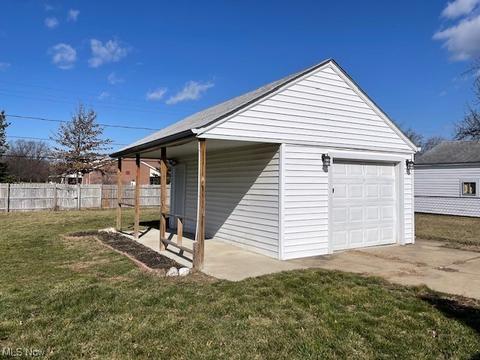 29823 Phillips Ave, Wickliffe, OH 44092 photo 23