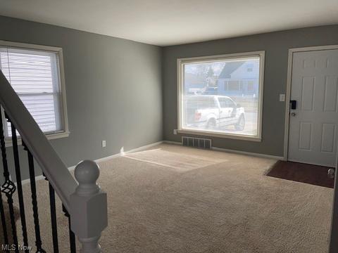 29823 Phillips Ave, Wickliffe, OH 44092 photo 4