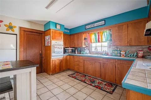17846 W South Range Rd, Beloit, OH 44609 photo 5