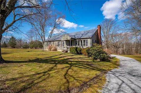 17846 W South Range Rd, Beloit, OH 44609 photo 2