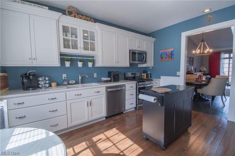 4570 Steepleview Dr NW, Canton, OH 44708 photo 9