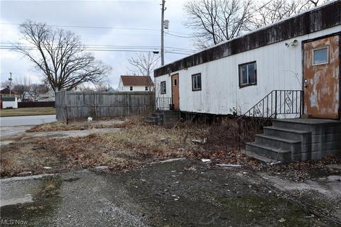 1965 E 28th St, Lorain, OH 44055 photo 11