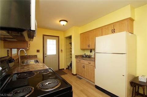 42644 Webster Rd, Lagrange, OH 44050 photo 8