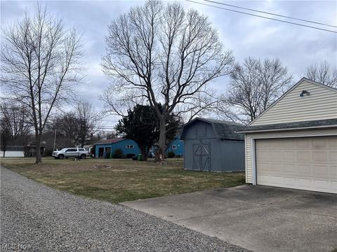 1007 E Front St, Dover, OH 44622 photo 17