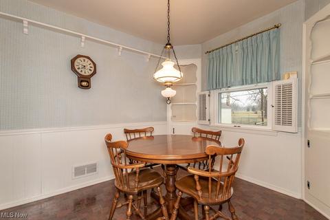 2216 E 290th St, Wickliffe, OH 44092 photo 10