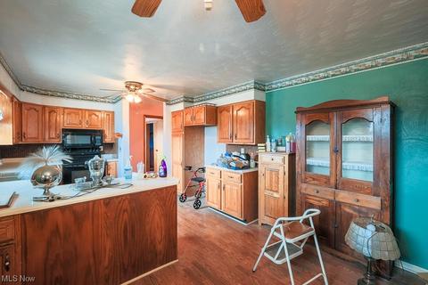 65 Willow St, Chester, WV 26034 photo 12