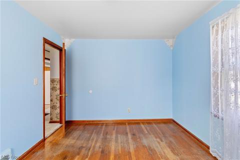 1285 Hilltop Dr, Akron, OH 44310 photo 12