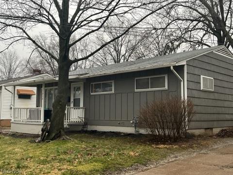 712 Prospect, Elyria, OH 44035 photo 2