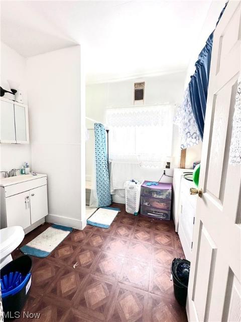 1713 E 30th St, Lorain, OH 44055 photo 7