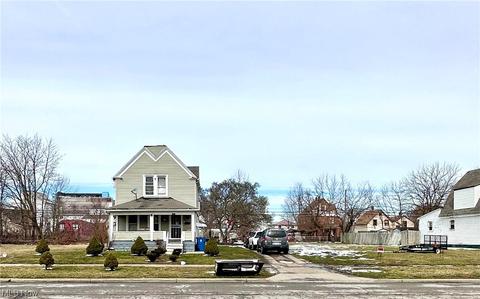 1713 E 30th St, Lorain, OH 44055 photo 1