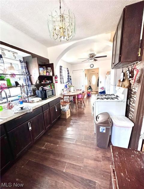 1713 E 30th St, Lorain, OH 44055 photo 5