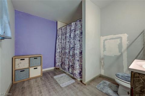 403 E 26th St, Lorain, OH 44055 photo 17