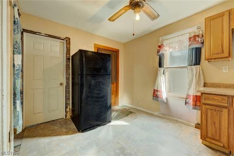 403 E 26th St, Lorain, OH 44055 photo 16