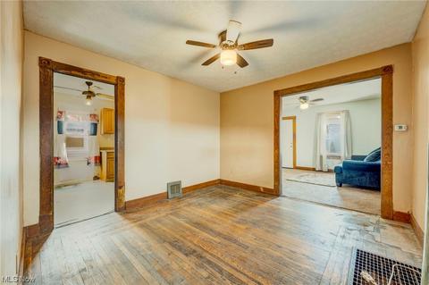 403 E 26th St, Lorain, OH 44055 photo 11