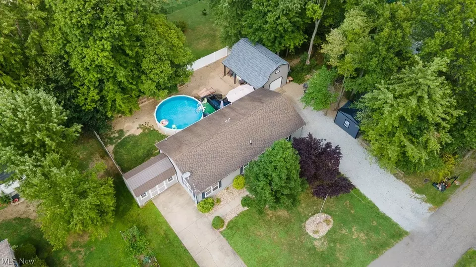  17952 Lawnview Ave, Lake Milton, OH 44429 photo 30