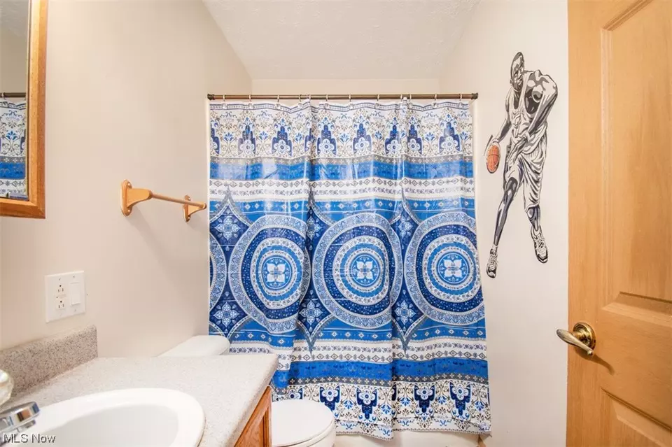  17952 Lawnview Ave, Lake Milton, OH 44429 photo 16