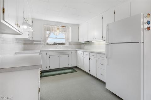 1948 State St NE, Canton, OH 44721 photo 12