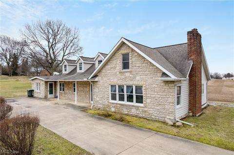 1948 State St NE, Canton, OH 44721 photo 3