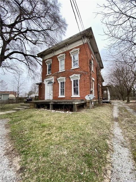 139 Huron St, Elyria, OH 44035 photo 1