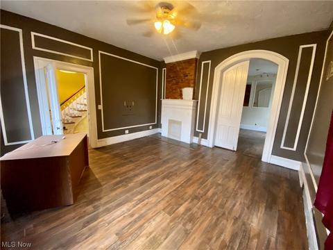 139 Huron St, Elyria, OH 44035 photo 3