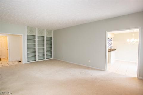 144 Augusta Dr, Elyria, OH 44035 photo 10