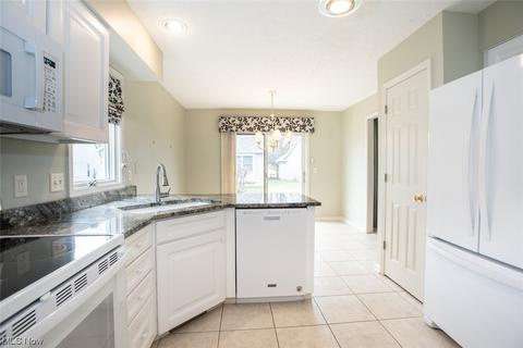 144 Augusta Dr, Elyria, OH 44035 photo 14