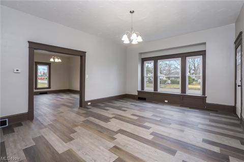 445 E 2nd St, Dover, OH 44622 photo 6