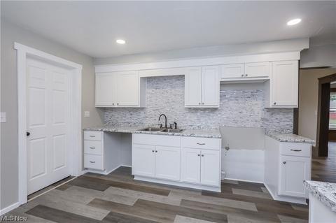 445 E 2nd St, Dover, OH 44622 photo 11