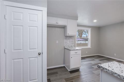 445 E 2nd St, Dover, OH 44622 photo 12