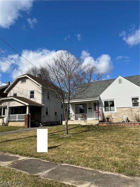 27 Como St, Struthers, OH 44471 photo 2