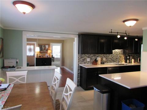 309 Williams St, Huron, OH 44839 photo 3