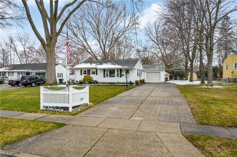356 Simcox St, Wadsworth, OH 44281 photo 3