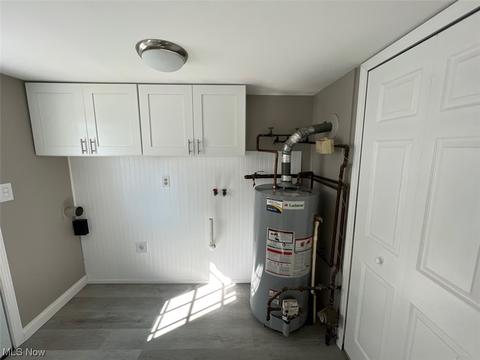30005 Phillips Ave, Wickliffe, OH 44092 photo 2