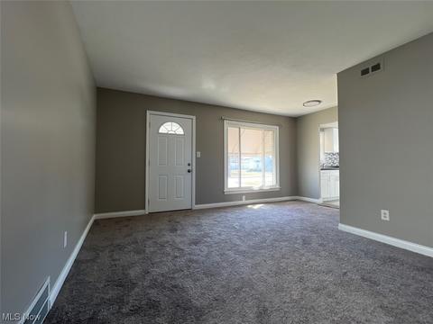 30005 Phillips Ave, Wickliffe, OH 44092 photo 7