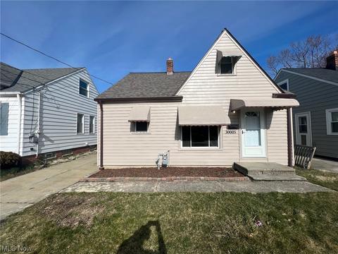 30005 Phillips Ave, Wickliffe, OH 44092 photo 1