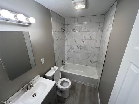 30005 Phillips Ave, Wickliffe, OH 44092 photo 9